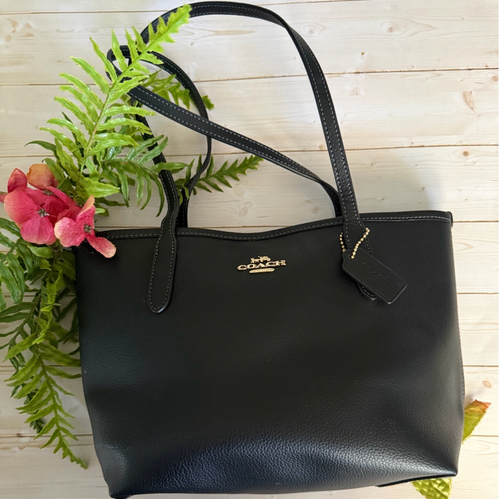 Coach Black Pebbled Leather Tote